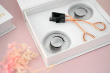Load image into Gallery viewer, Vieve Clip-On Magnetic Lashes Kit - Luxe