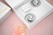 Load image into Gallery viewer, VIEVE Premium Self-Adhesive Stick-On Lash (Effortless Beauty)
